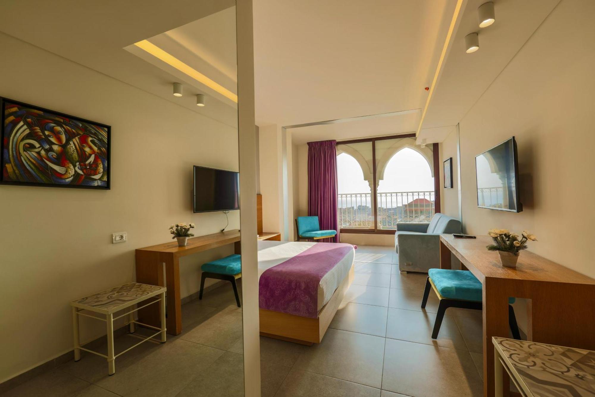 Majestic Byblos Grand Hotel Екстериор снимка